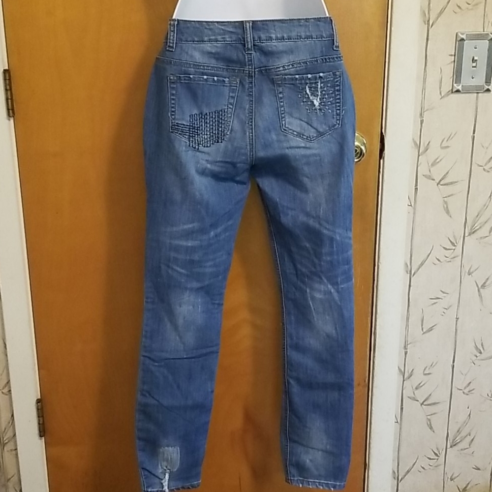 Indigo Thread Co Distressed Jeans 2 - Picture 5 of 12